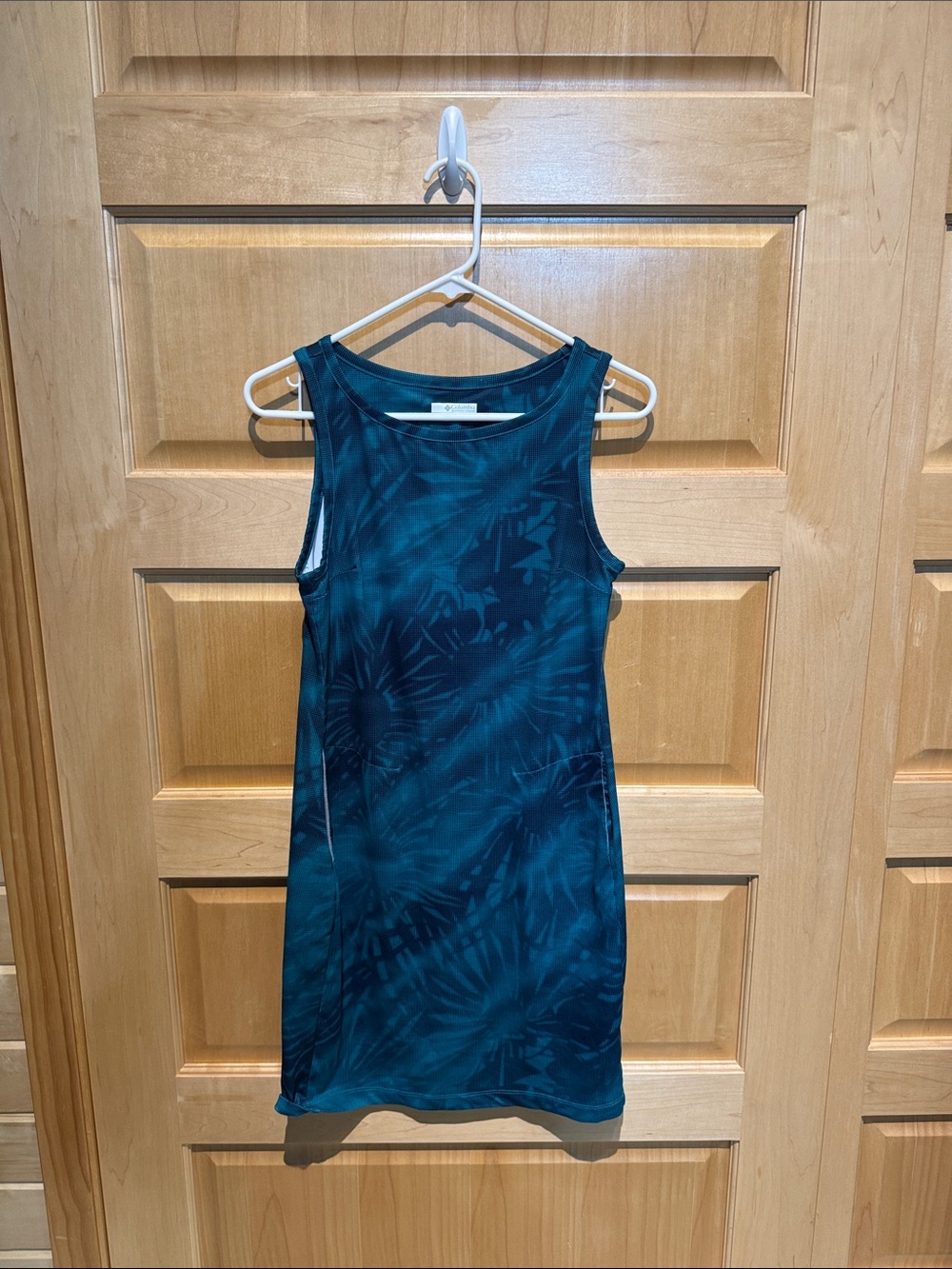 Columbia athletic dress
